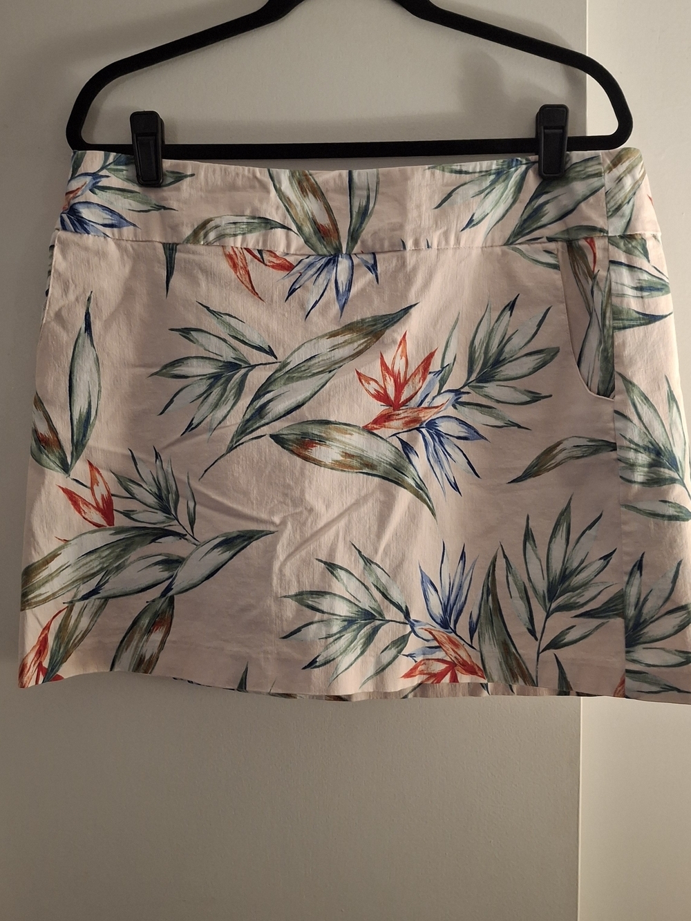 Zac & Rachel Women's Pink Floral A-Line Mini Skort